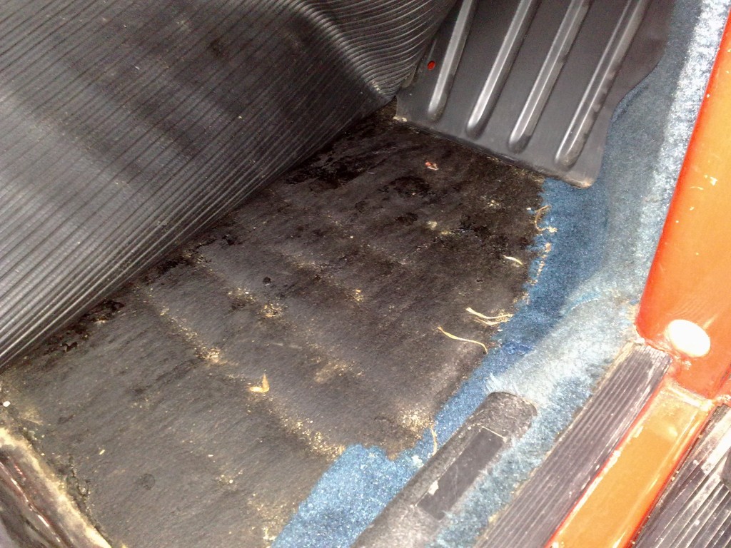 27112010382.jpg